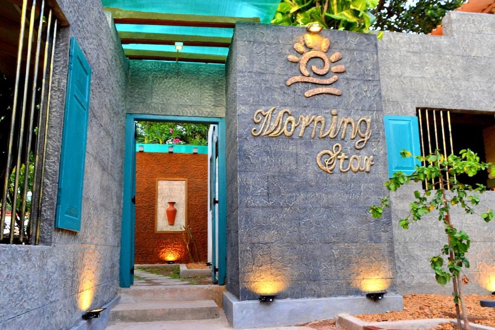 Morning Star Resorts Negombo Buitenkant foto